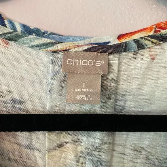 Chico's Tropical Print Short Sleeve V-neck Shirt Cotton Blend Women's 1 / Medium - Picture 2 of 9